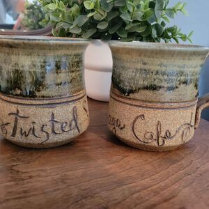 2 Twisted Sage Cafe Pottery Mugs Signed Jenny 16 Green Beige